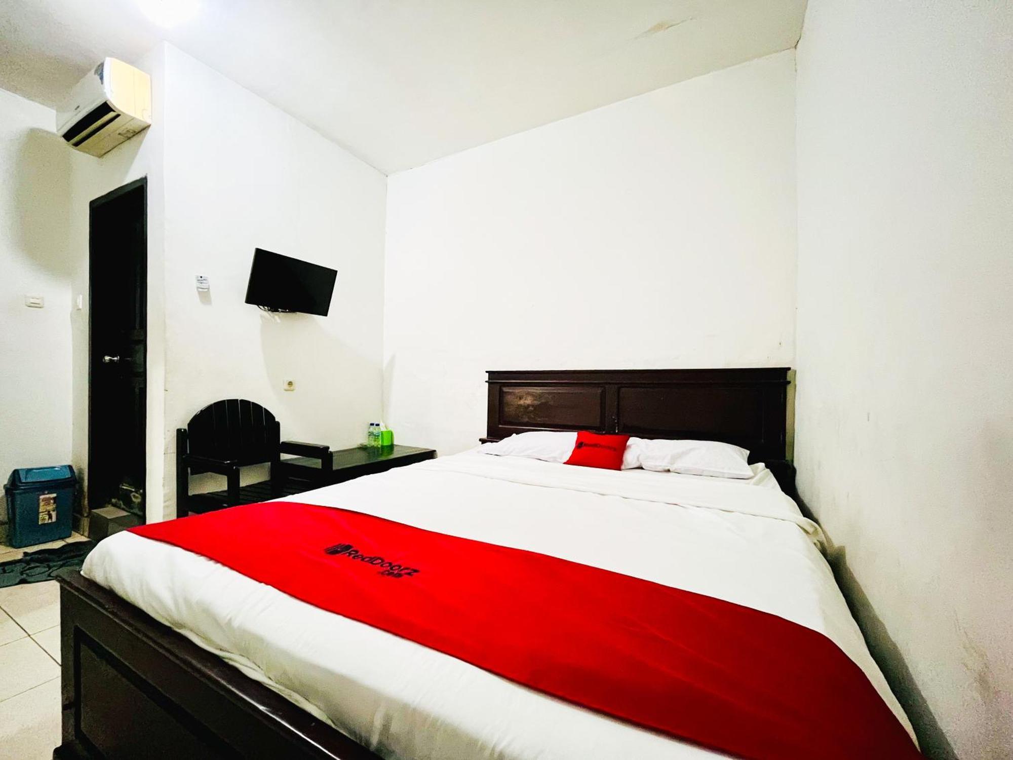 Reddoorz At Krisan Kendari Otel Pulupanda Dış mekan fotoğraf