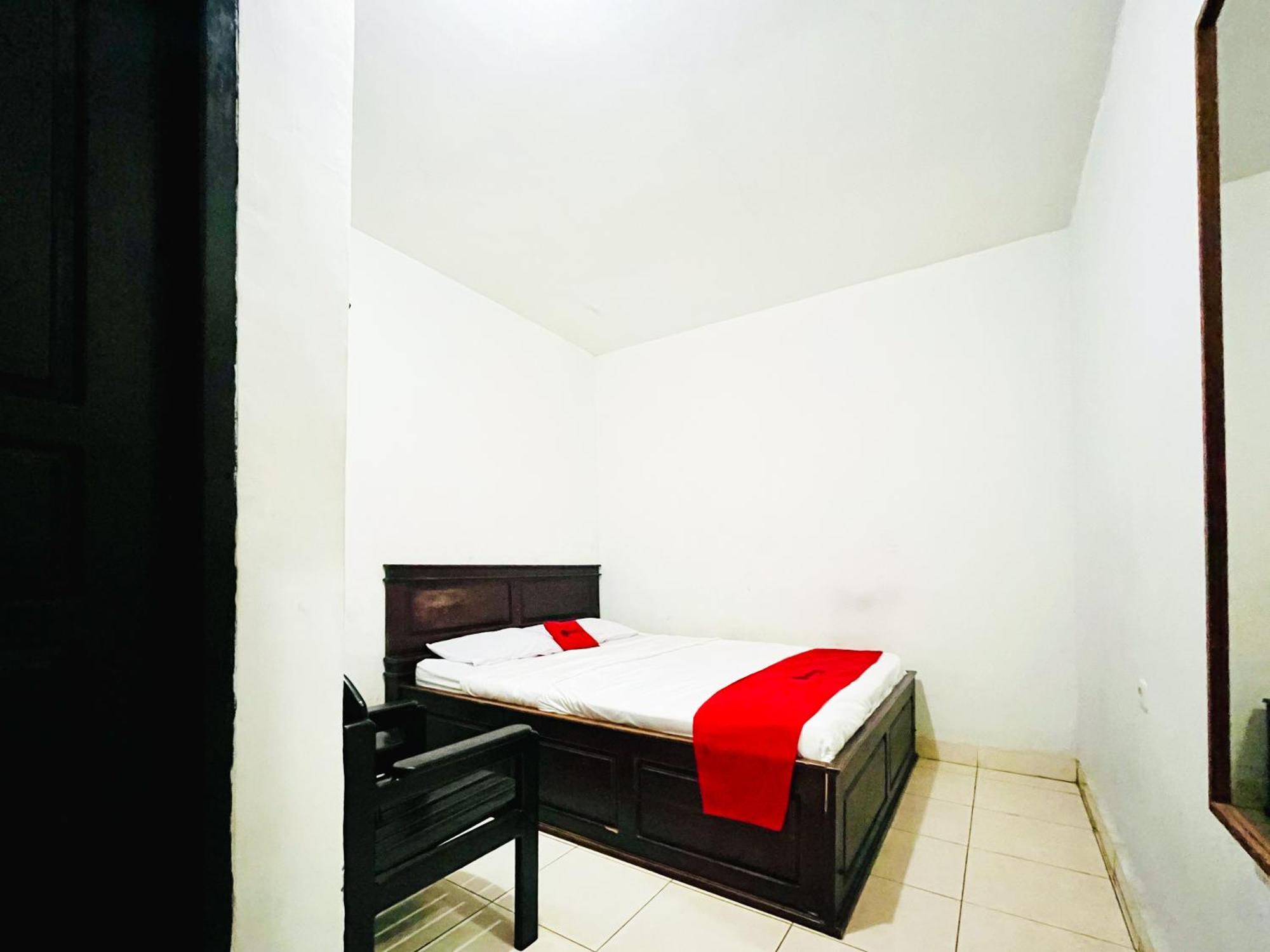 Reddoorz At Krisan Kendari Otel Pulupanda Dış mekan fotoğraf