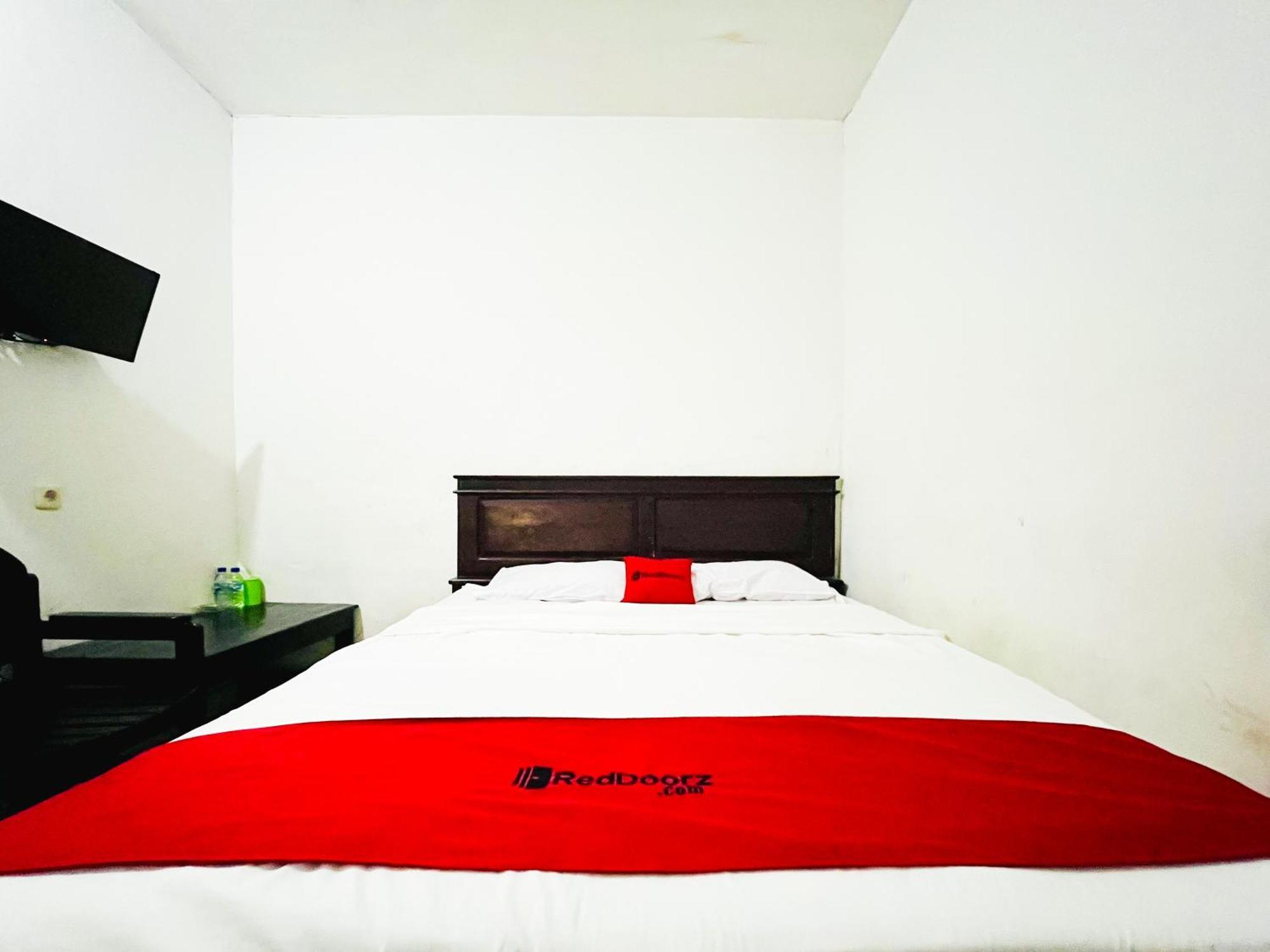 Reddoorz At Krisan Kendari Otel Pulupanda Dış mekan fotoğraf